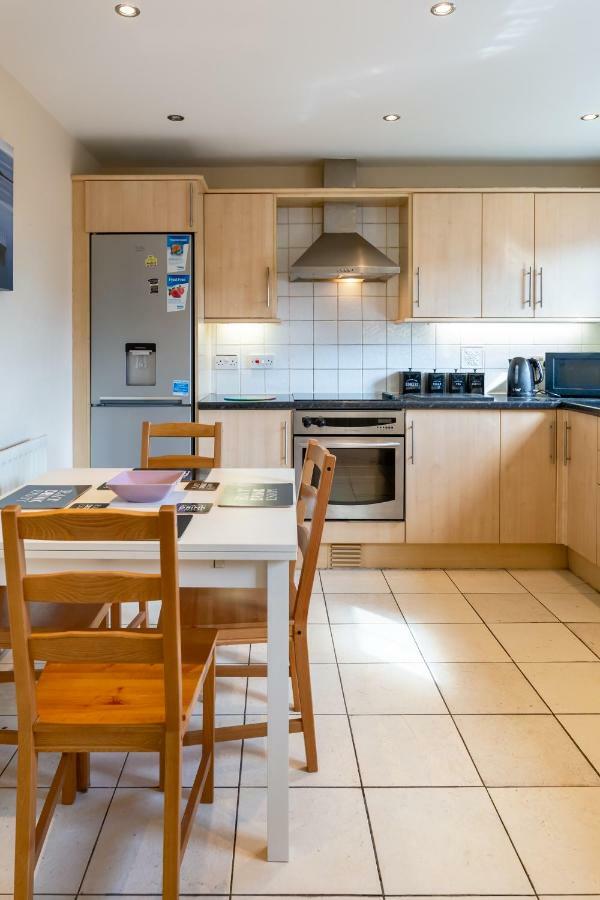 Newcastle City Centre Spacious Town House Free Parking And Wifi Екстер'єр фото